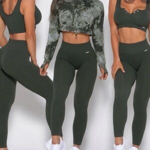 Bombshell Sportswear Bombshell ribbed  Army Green excellent condition Size XS